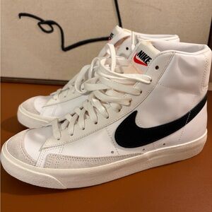 Nike Blazer mid’77